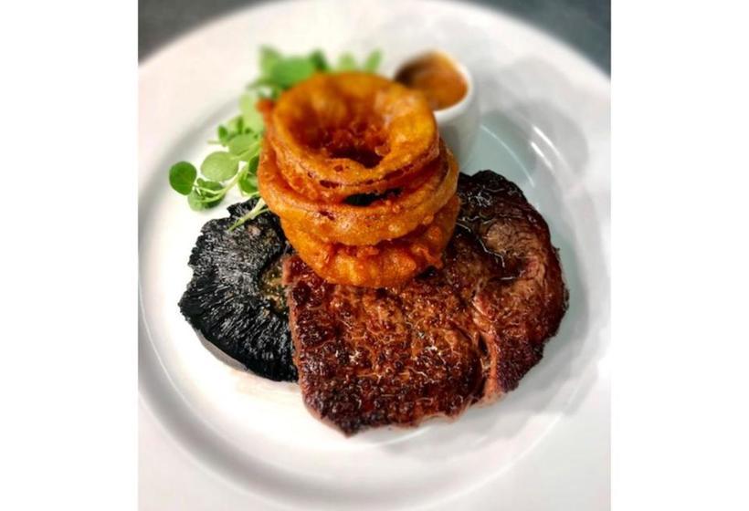 مبيت وإفطار Seabreeze Restaurant With Rooms