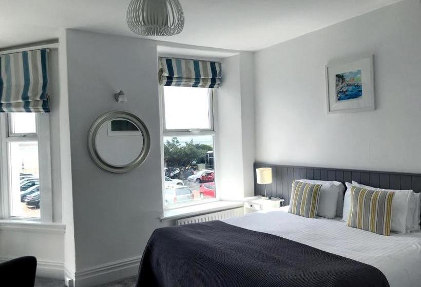 مبيت وإفطار Seabreeze Restaurant With Rooms