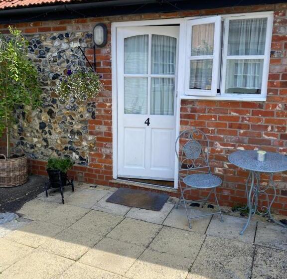 ベッドアンドブレックファースト Ship Stores Guest House