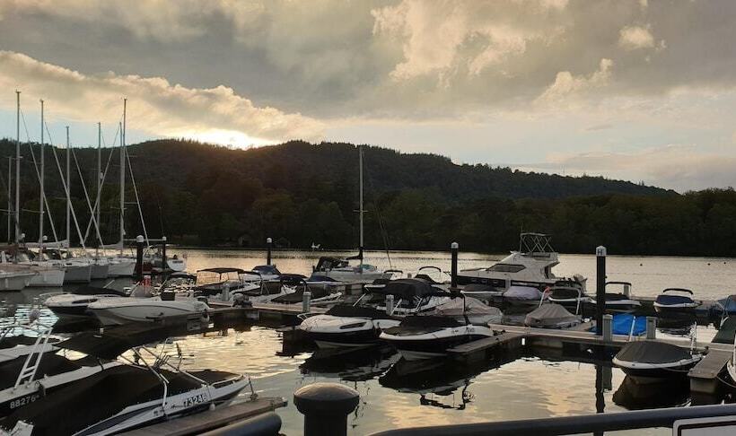 住宿加早餐  Storrs Gate House