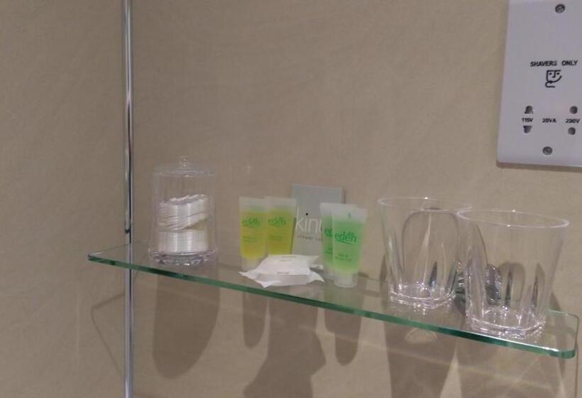 צימר Swiss Court Guest House