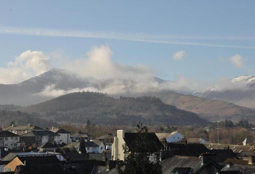 צימר Swiss Court Guest House