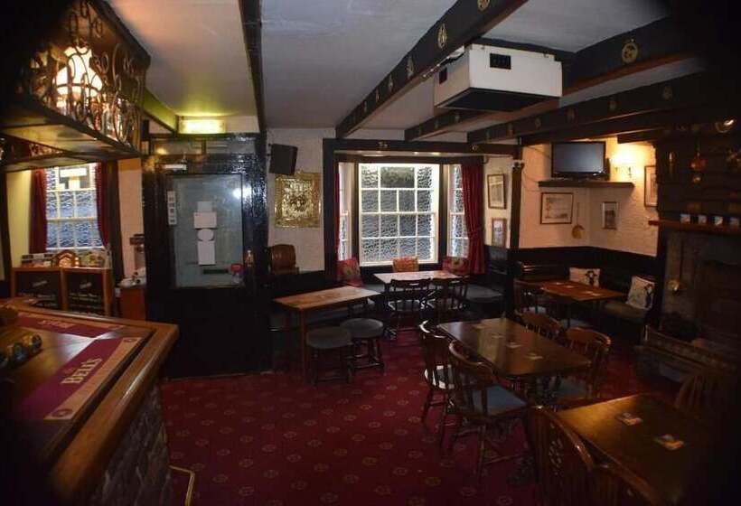 مبيت وإفطار The Angel Inn