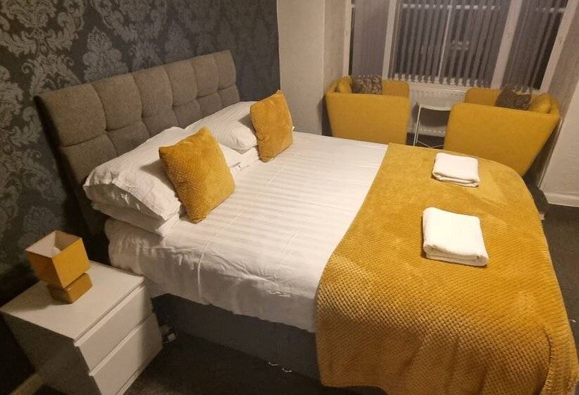 مبيت وإفطار The Angel Inn