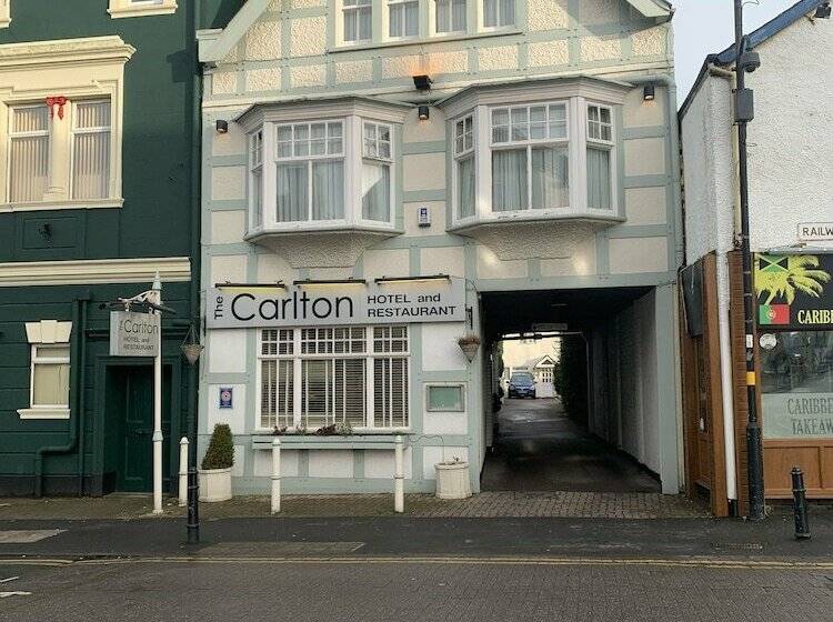 住宿加早餐  The Carlton