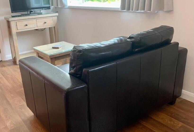 The Coast Yard B & B Chalet