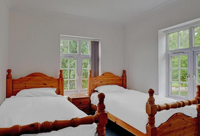 住宿加早餐  The Gables Hotel, Birmingham Airport