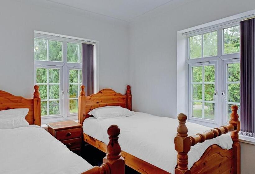 住宿加早餐  The Gables Hotel, Birmingham Airport