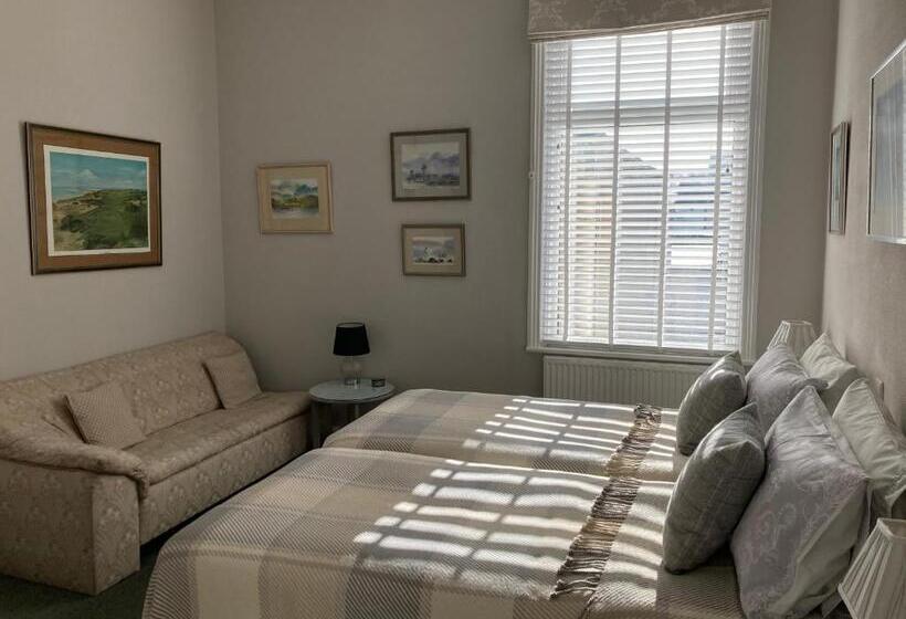 Bed and Breakfast The Norwood Guest House