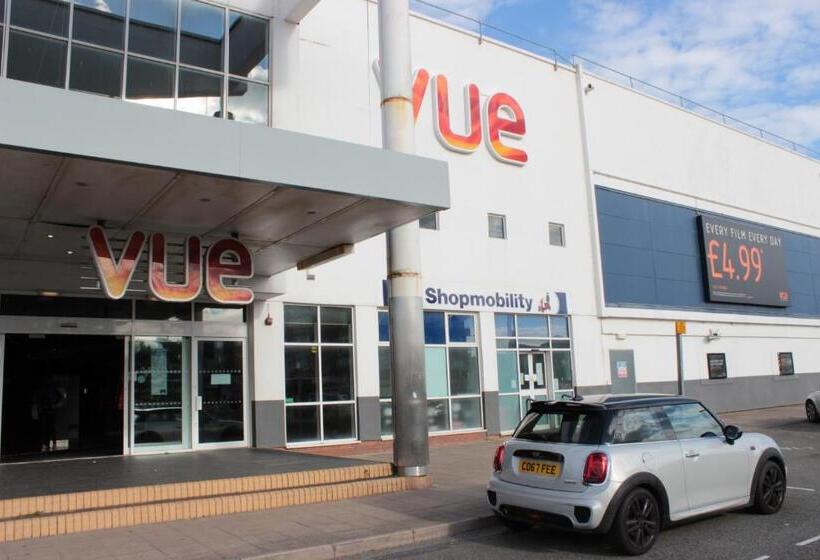 تختخواب و صبحانه The P&m Paignton Residence