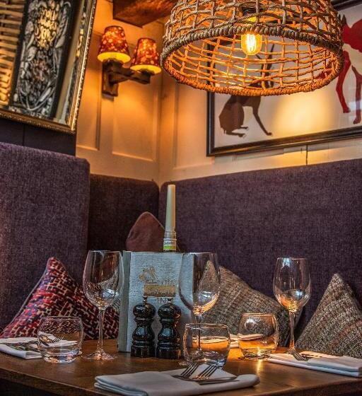 مبيت وإفطار The Swan Inn