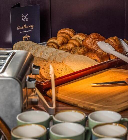 مبيت وإفطار The Swan Inn