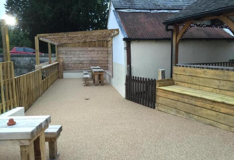 צימר The Wheatsheaf