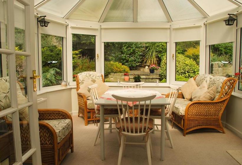 Bed and Breakfast Vicarsford Lodge Guest House