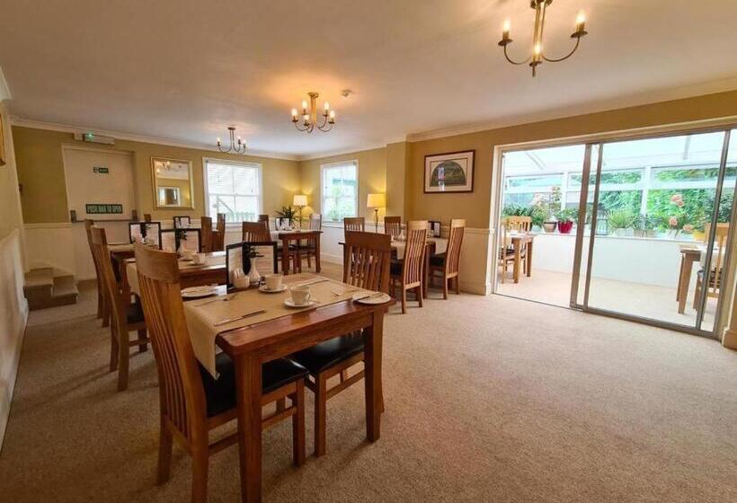 住宿加早餐  Watermead House