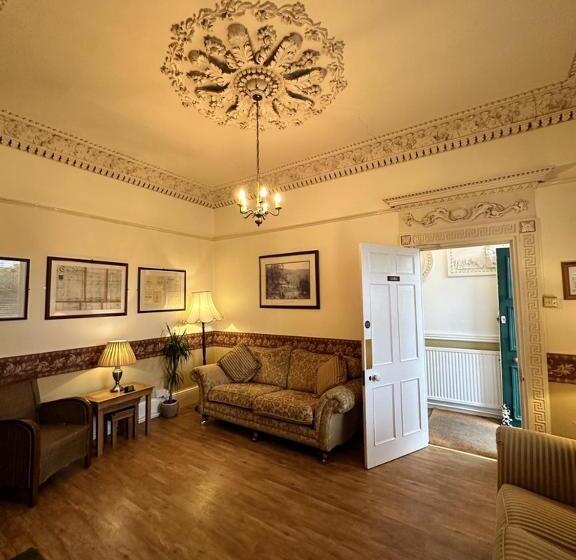 住宿加早餐  Watermead House