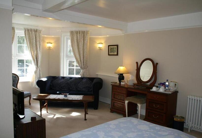 Clayhill House Bed & Breakfast