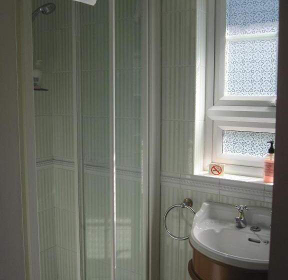 Clayhill House Bed & Breakfast