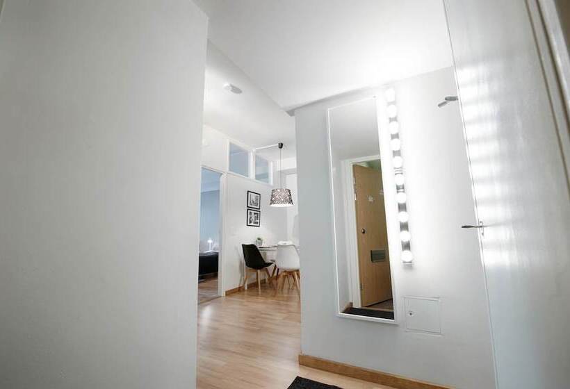 Forenom Serviced Apartments Helsinki Albertinkatu