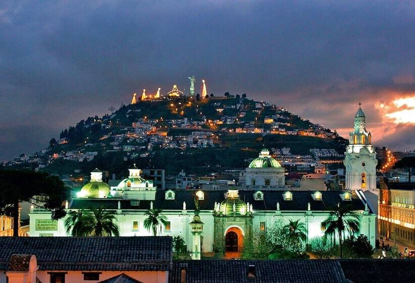 ホテル 6 De Diciembre