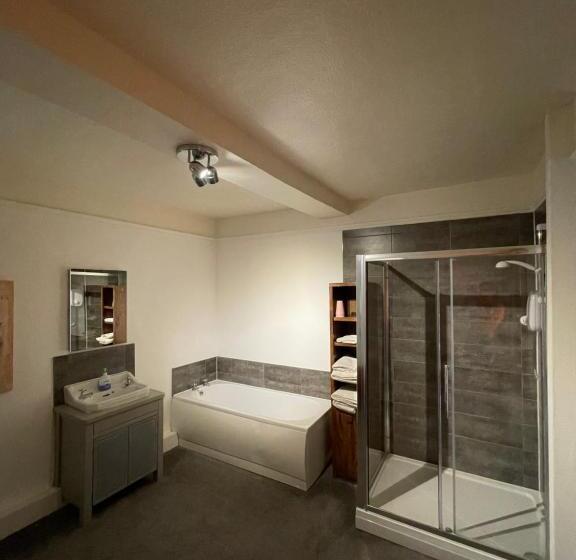 בית מלון כפרי Abbey Farm Bed And Breakfast