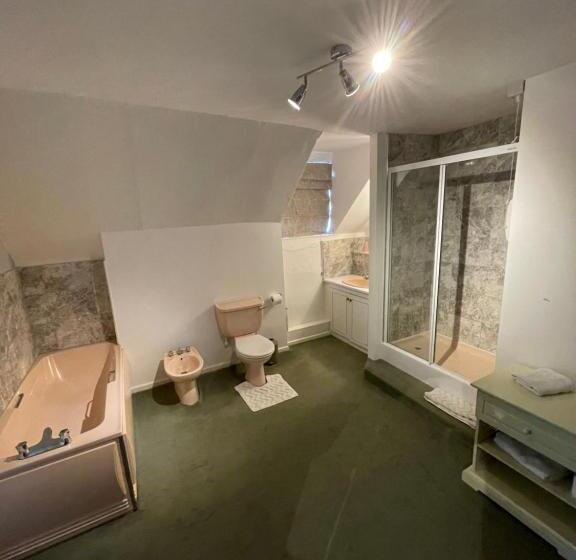 בית מלון כפרי Abbey Farm Bed And Breakfast