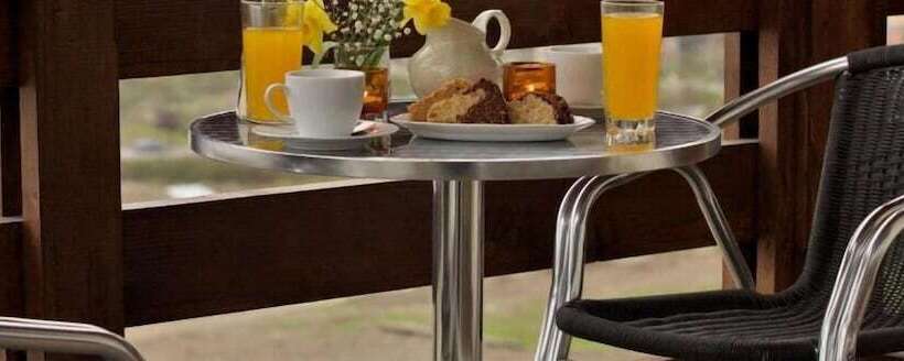 هتل Alazani Valley