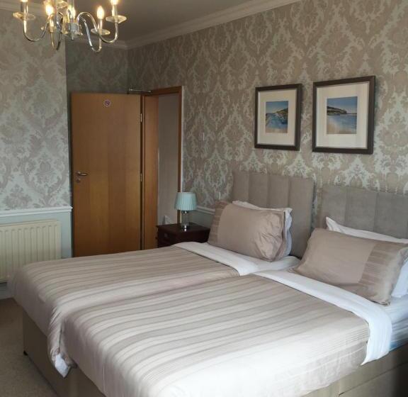 בית מלון כפרי Albany Lodge