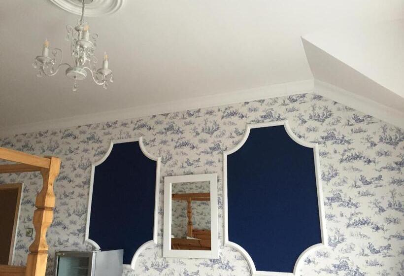 בית מלון כפרי Albany Lodge