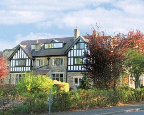 Отель Alison Park