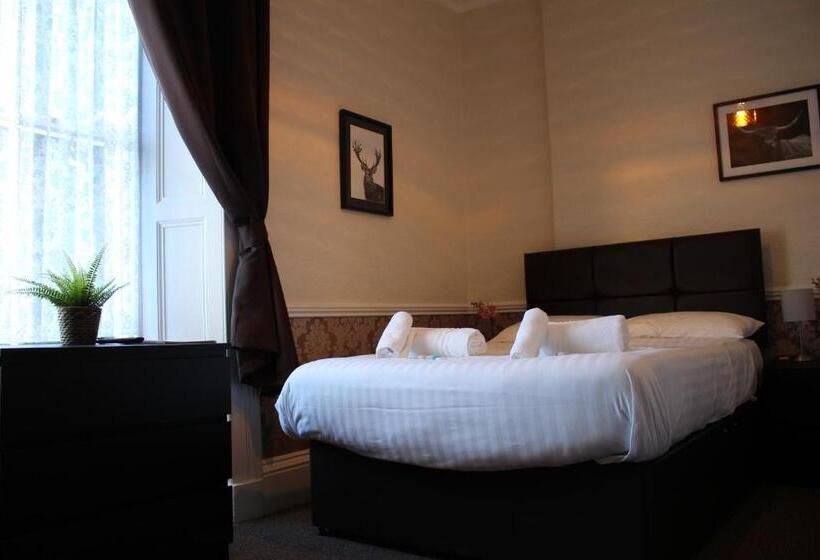 Отель Ardmillan