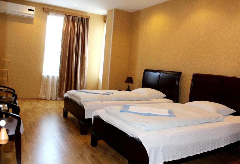 هتل Argopalace