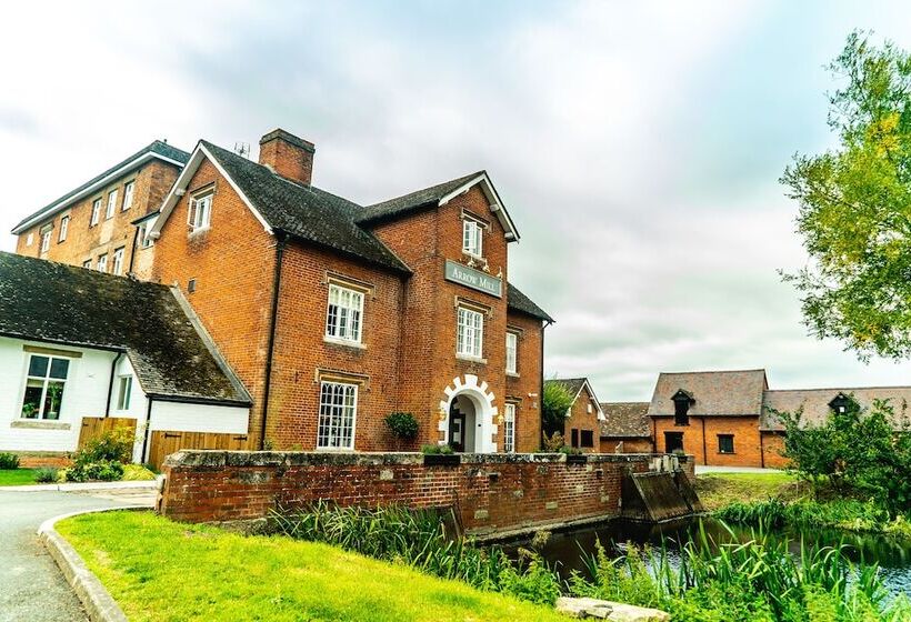 בית מלון כפרי Arrow Mill Brunning And Price