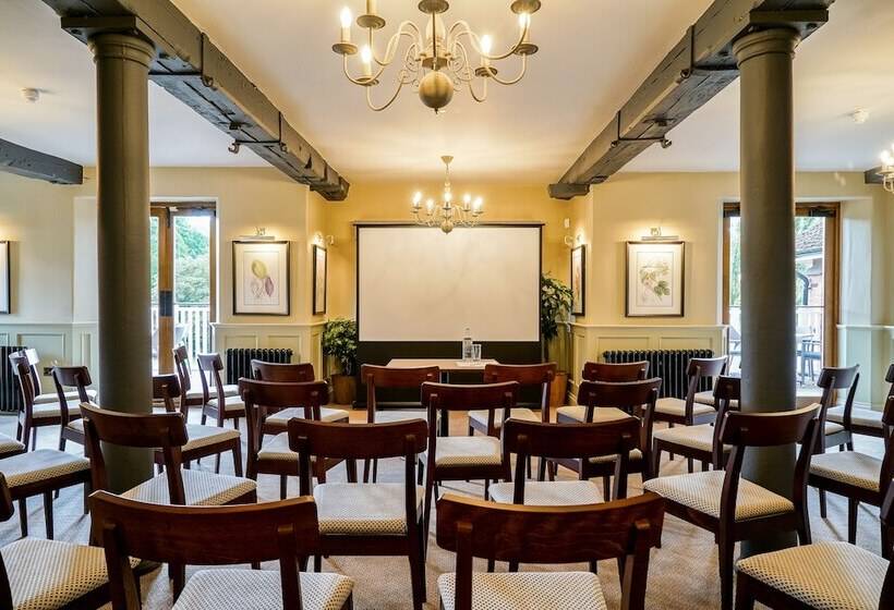 בית מלון כפרי Arrow Mill Brunning And Price