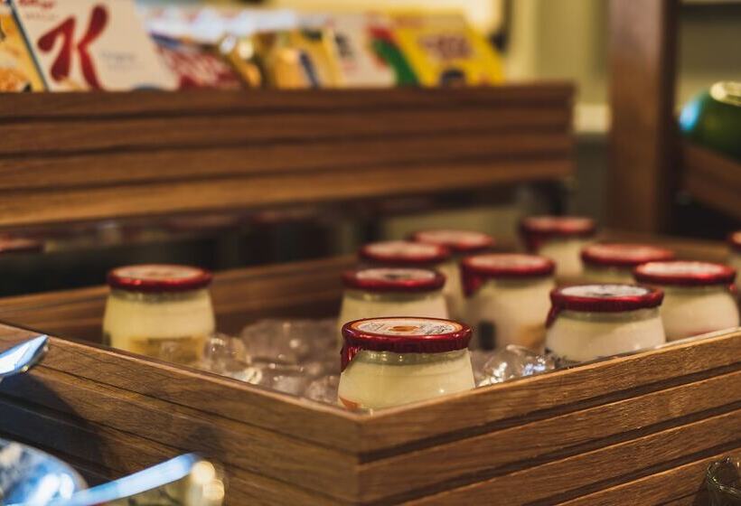 בית מלון כפרי Arrow Mill Brunning And Price