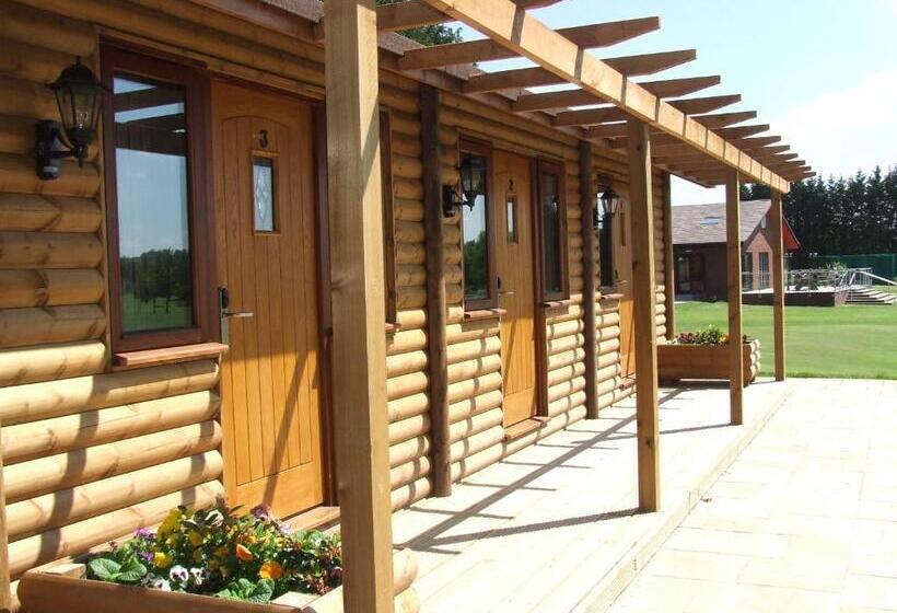 هتل Calderfields Golf & Country Club