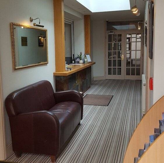 בית מלון כפרי Castle Limes