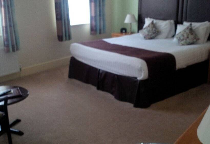 בית מלון כפרי Castle Limes