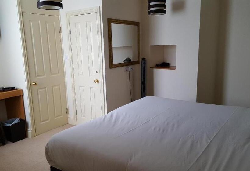 בית מלון כפרי Castle Limes