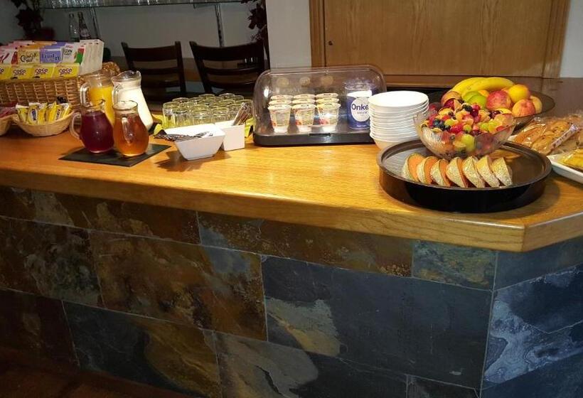 בית מלון כפרי Castle Limes