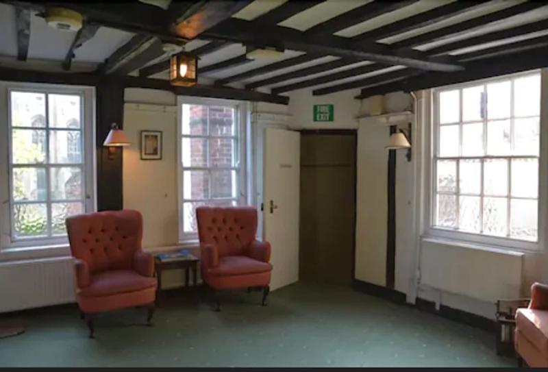 Отель Cathedral Gate