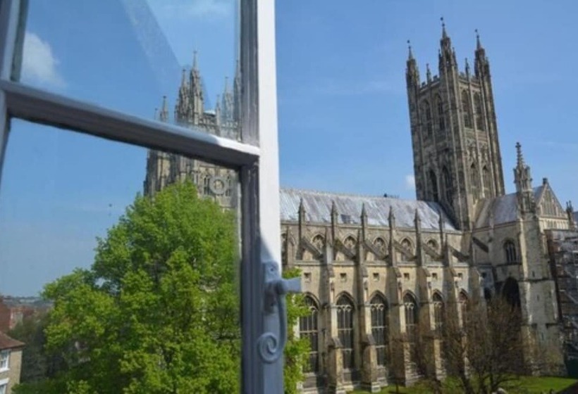 Отель Cathedral Gate