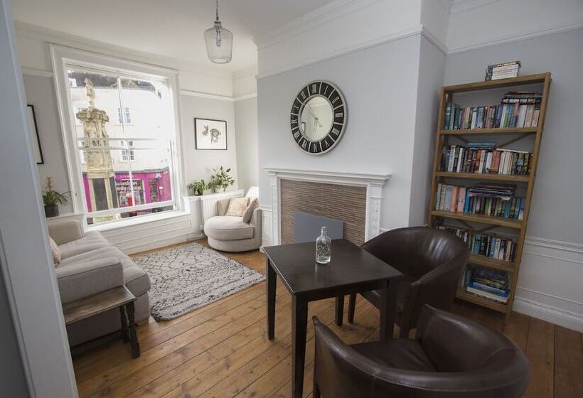 Отель Cathedral Gate