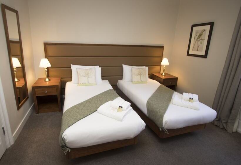 Отель Cathedral Gate