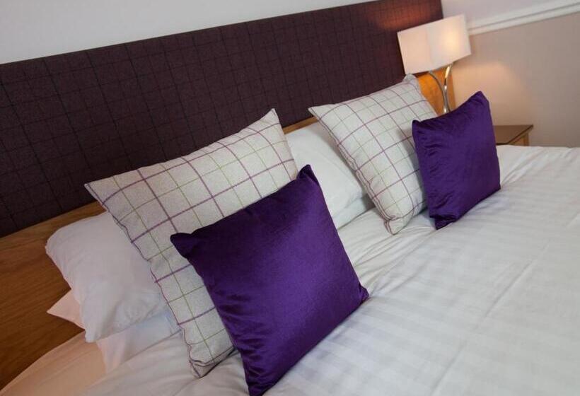 فندق Cressfield Country House