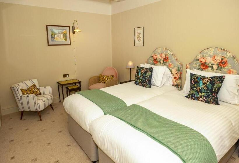 Отель Eype S Mouth Country