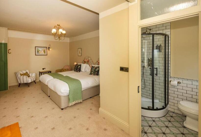 Отель Eype S Mouth Country