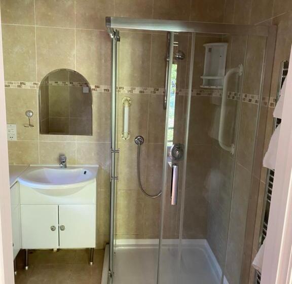 Отель Felbrigg Lodge Bed And Breakfast