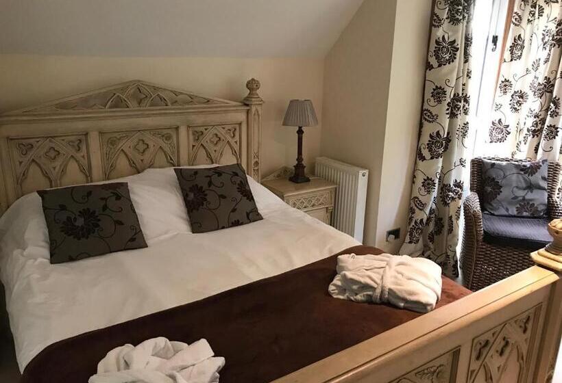 Отель Felbrigg Lodge Bed And Breakfast