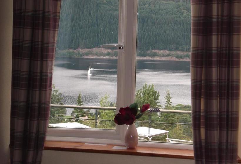 Отель Foyers Roost